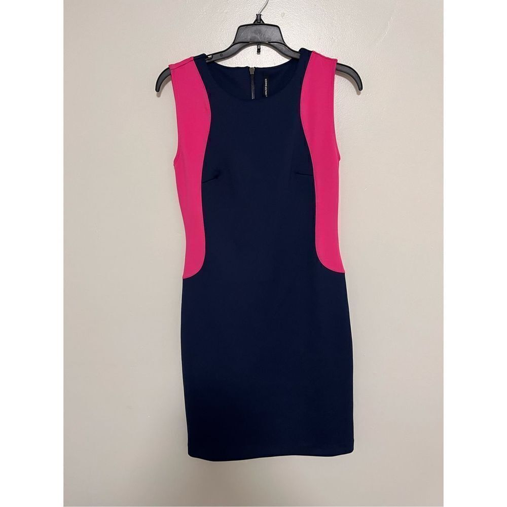 View by Walter Baker Navy & Pink Sleeveless Scuba Dress sz 2P EUC